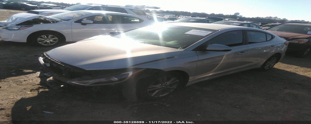 5NPD84LF7HH117929 2017 HYUNDAI ELANTRA photo no. 2