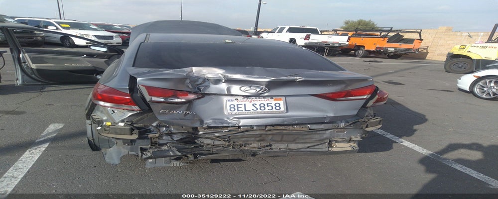 KMHD84LF0HU152099 2017 HYUNDAI ELANTRA photo no. 6