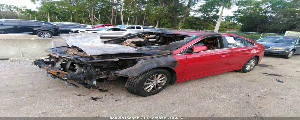5NPE24AF9JH648080 2018 HYUNDAI SONATA photo no. 2