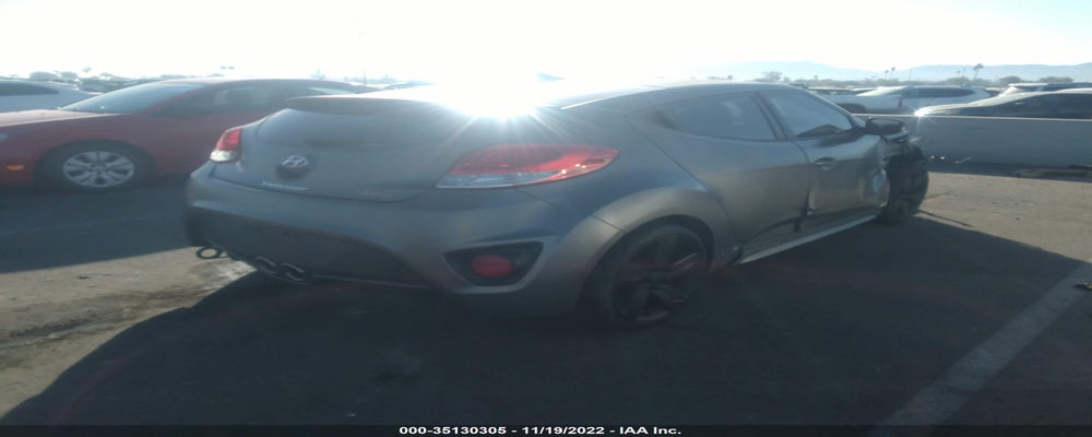KMHTC6AE9FU226620 2015 HYUNDAI VELOSTER photo no. 4