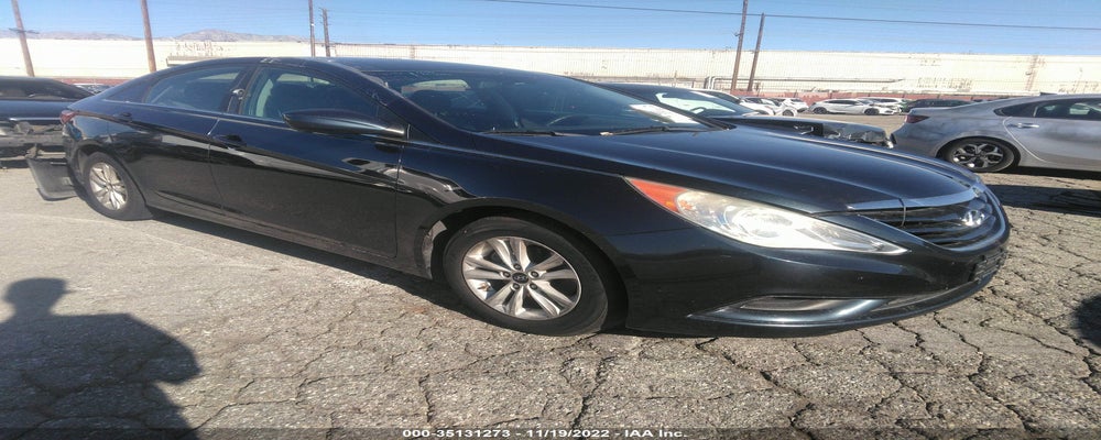 5NPEB4AC8BH074899 2011 HYUNDAI SONATA photo no. 2