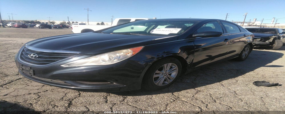 5NPEB4AC8BH074899 2011 HYUNDAI SONATA photo no. 2