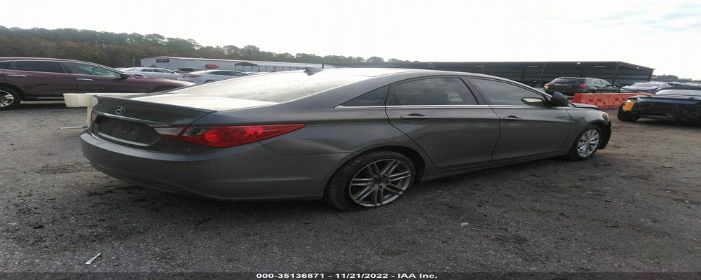 5NPEB4AC6DH641369 2013 HYUNDAI SONATA photo no. 4