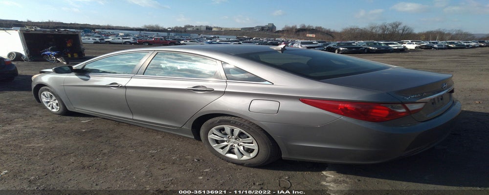 5NPEB4AC6BH250672 2011 HYUNDAI SONATA photo no. 3