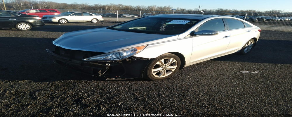 5NPEC4AC8DH529637 2013 HYUNDAI SONATA photo no. 2