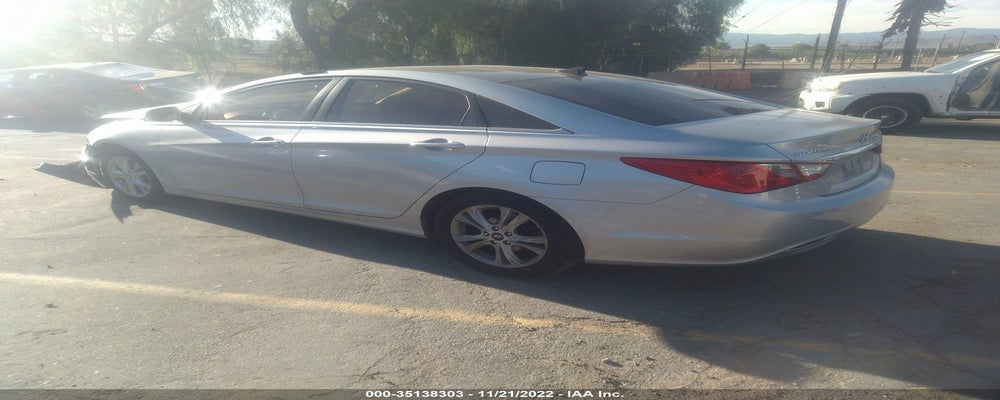 5NPEC4AC4DH596882 2013 HYUNDAI SONATA photo no. 3