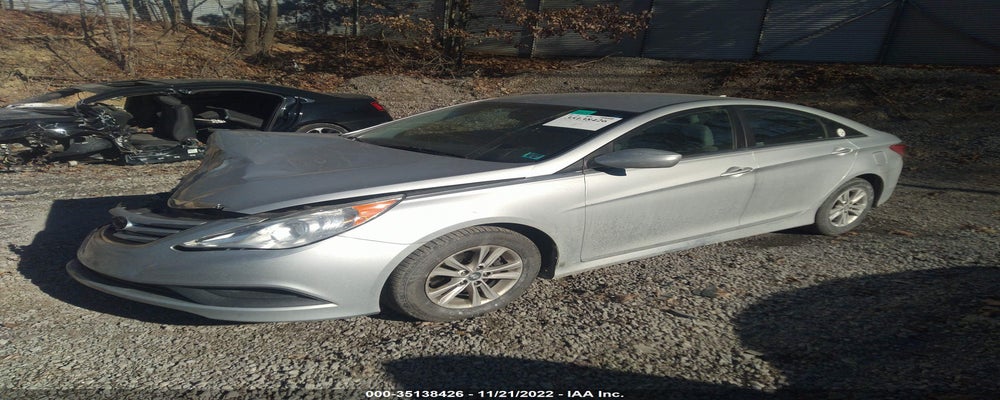 5NPEB4AC2EH911148 2014 HYUNDAI SONATA photo no. 2
