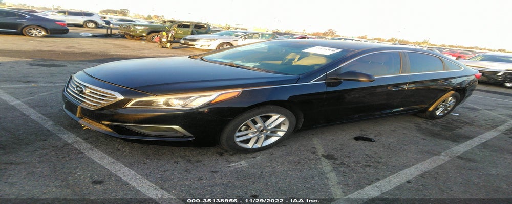 5NPE24AF1HH451088 2017 HYUNDAI SONATA photo no. 2