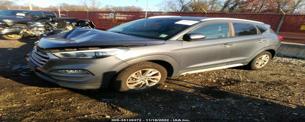 KM8J3CA41JU670337 2018 HYUNDAI TUCSON photo no. 2