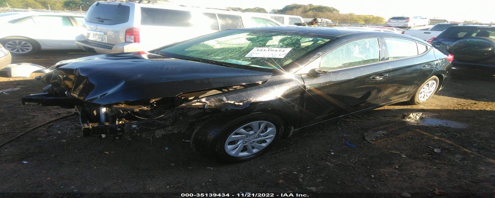 5NPD74LF8JH352817 2018 HYUNDAI ELANTRA photo no. 2