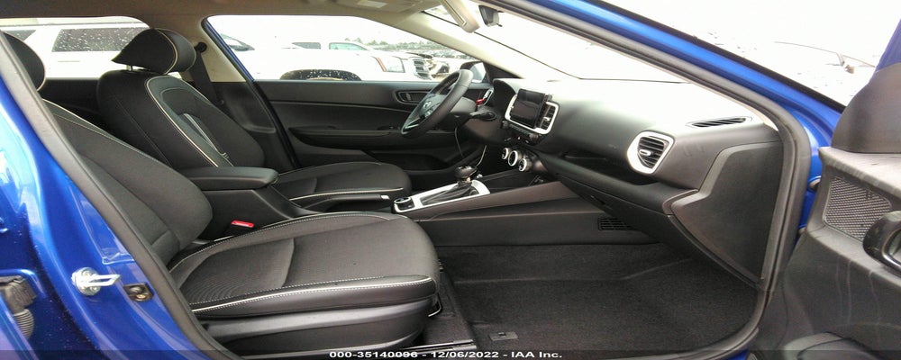 KMHRC8A30NU187094 2022 HYUNDAI VENUE photo no. 5