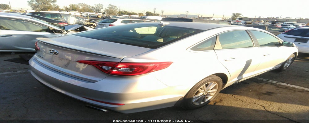 5NPE24AF6HH574093 2017 HYUNDAI SONATA photo no. 4