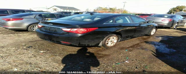 5NPEB4AC9BH128646 2011 HYUNDAI SONATA photo no. 4