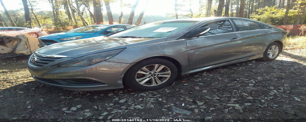 5NPEB4AC3EH935085 2014 HYUNDAI SONATA photo no. 2