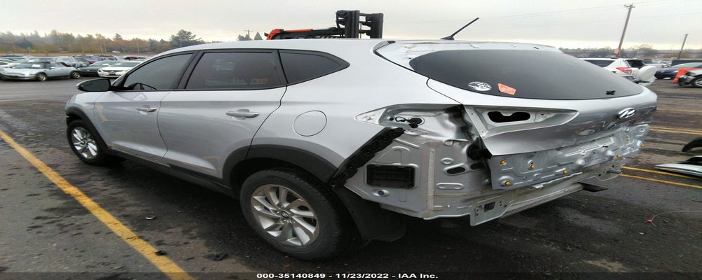 KM8J23A45JU788197 2018 HYUNDAI TUCSON photo no. 3