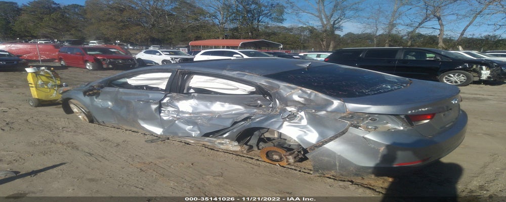5NPDH4AE2FH583260 2015 HYUNDAI ELANTRA photo no. 3