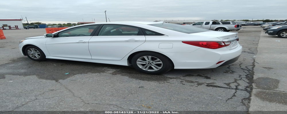 5NPEB4AC6EH834641 2014 HYUNDAI SONATA photo no. 3