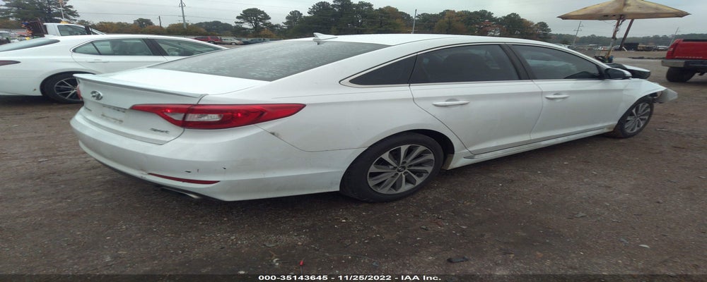 5NPE34AFXFH027578 2015 HYUNDAI SONATA photo no. 4