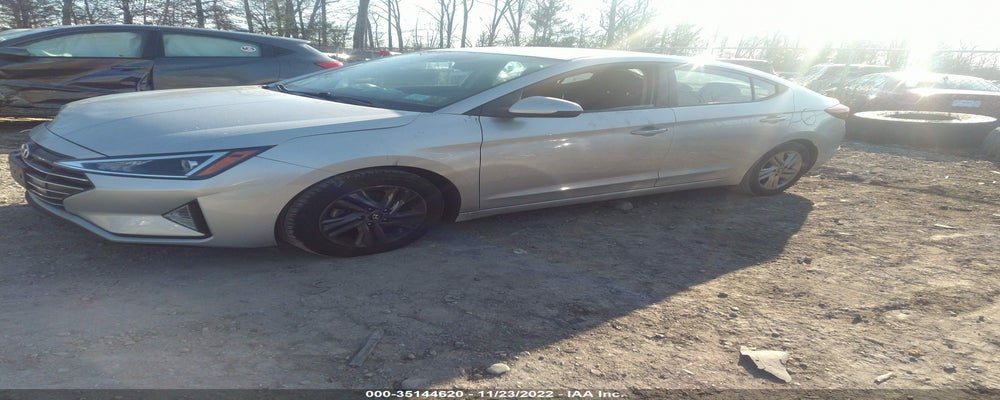 5NPD84LF5KH433000 2019 HYUNDAI ELANTRA photo no. 2