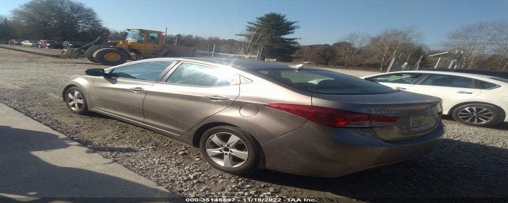 5NPDH4AE4DH355628 2013 HYUNDAI ELANTRA photo no. 3