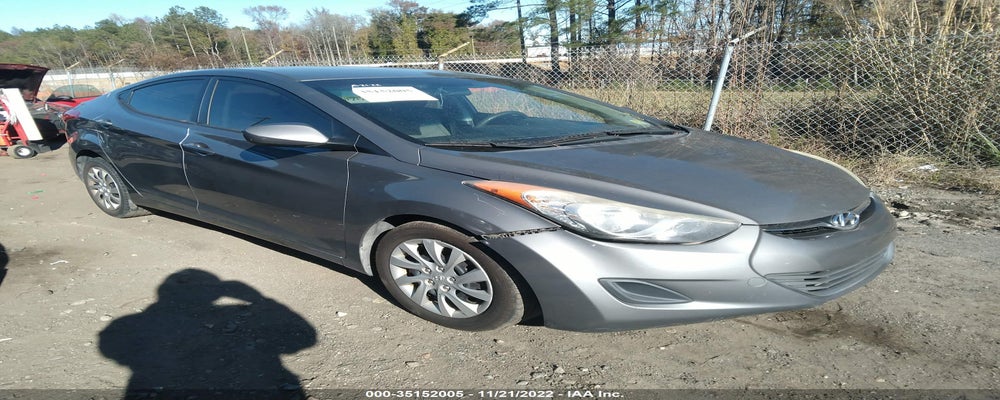 5NPDH4AE0DH186725 2013 HYUNDAI ELANTRA photo no. 2