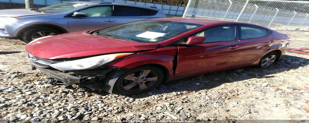 5NPDH4AE3DH204098 2013 HYUNDAI ELANTRA photo no. 2
