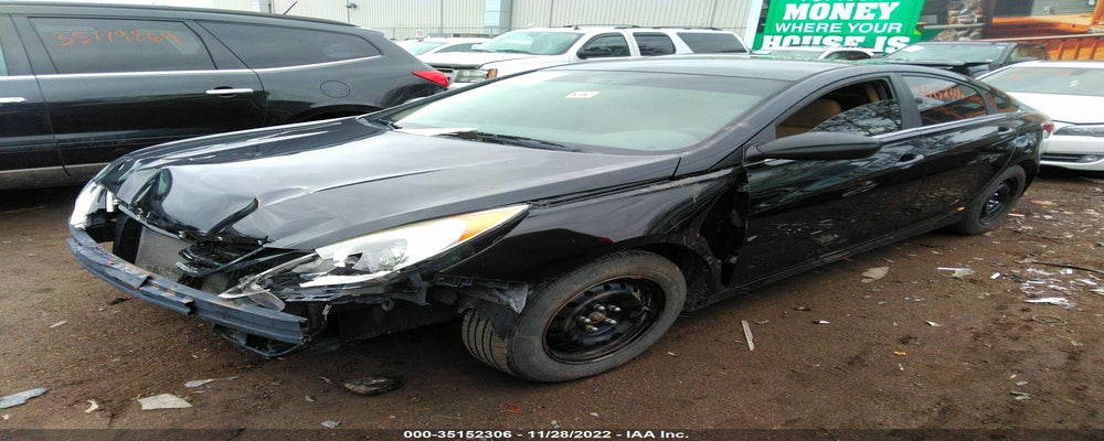 5NPEB4AC3BH300346 2011 HYUNDAI SONATA photo no. 2