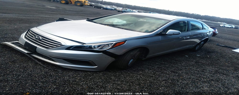 5NPE24AF2HH484987 2017 HYUNDAI SONATA photo no. 2
