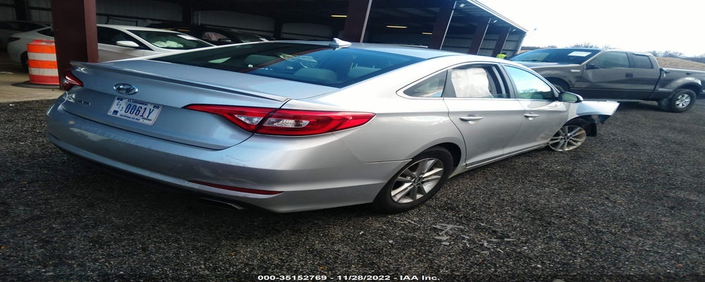 5NPE24AF2HH484987 2017 HYUNDAI SONATA photo no. 4