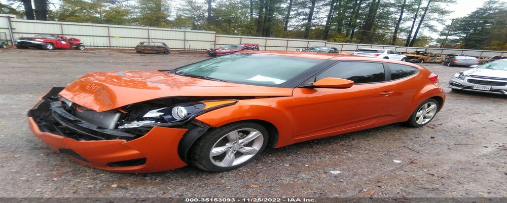 KMHTC6AD8CU071321 2012 HYUNDAI VELOSTER photo no. 2