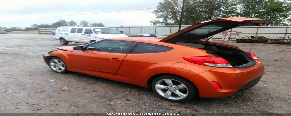 KMHTC6AD8CU071321 2012 HYUNDAI VELOSTER photo no. 3