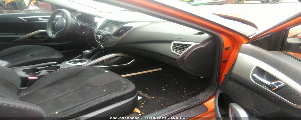 KMHTC6AD8CU071321 2012 HYUNDAI VELOSTER photo no. 5