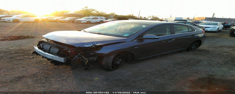 KMHC75LC5JU064942 2018 HYUNDAI IONIQ HYBRID photo no. 2