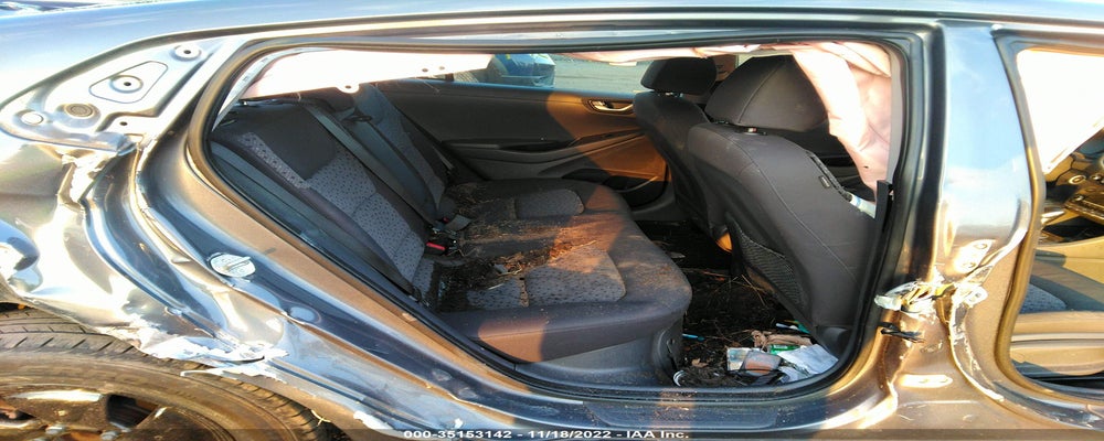KMHC75LC5JU064942 2018 HYUNDAI IONIQ HYBRID photo no. 8