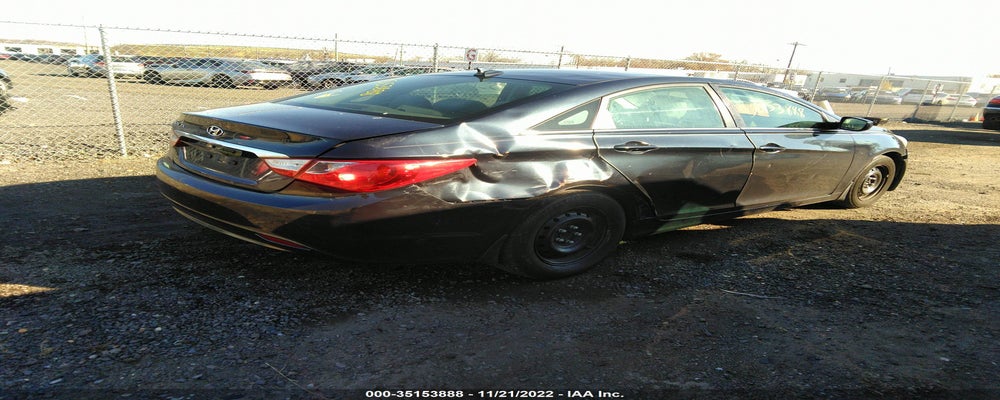 5NPEB4AC5DH558600 2013 HYUNDAI SONATA photo no. 4