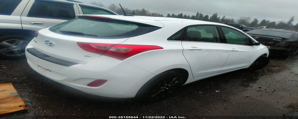 KMHD35LH8HU353755 2017 HYUNDAI ELANTRA GT photo no. 4