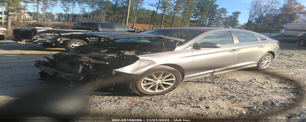 5NPE24AF0JH614304 2018 HYUNDAI SONATA photo no. 2