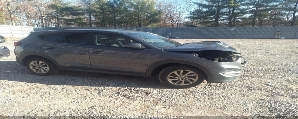 KM8J2CA44JU633690 2018 HYUNDAI TUCSON photo no. 3