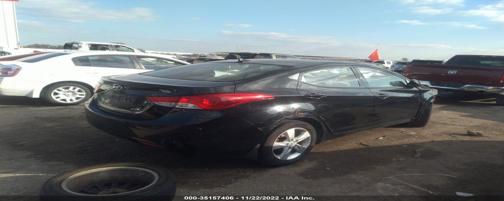 5NPDH4AE7DH260464 2013 HYUNDAI ELANTRA photo no. 4