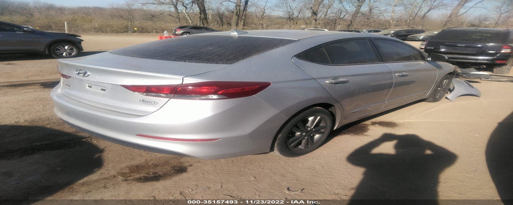 KMHD84LF3HU179801 2017 HYUNDAI ELANTRA photo no. 4