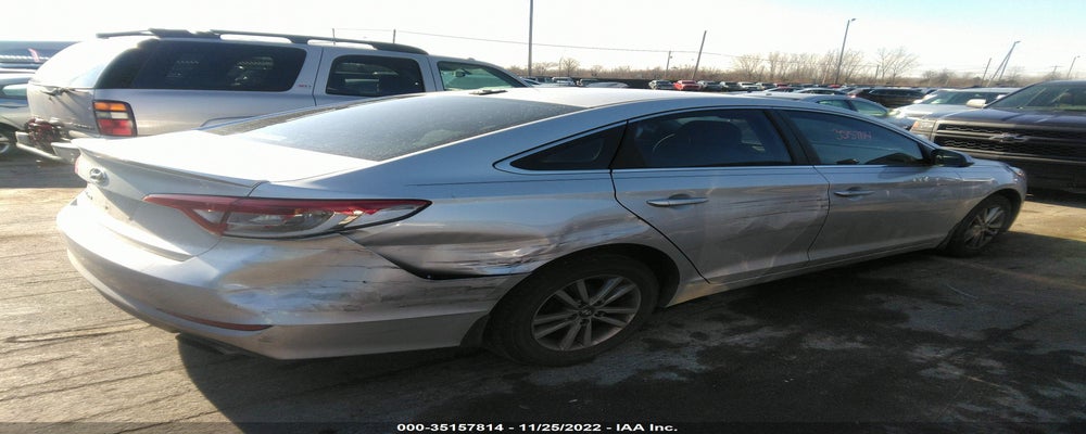 5NPE24AF5FH093801 2015 HYUNDAI SONATA photo no. 4