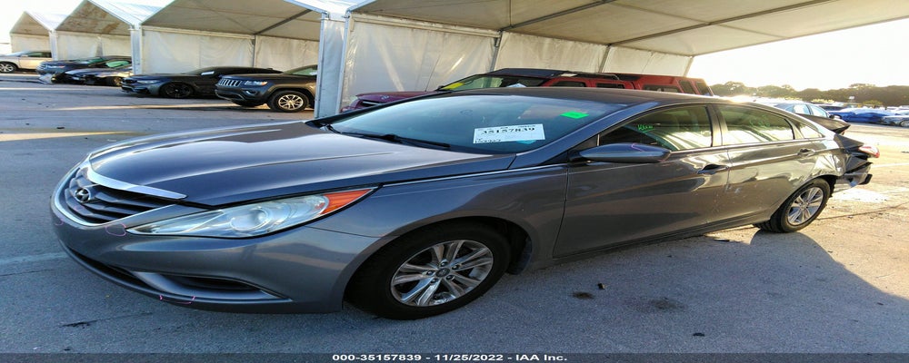 5NPEB4AC8BH173013 2011 HYUNDAI SONATA photo no. 2