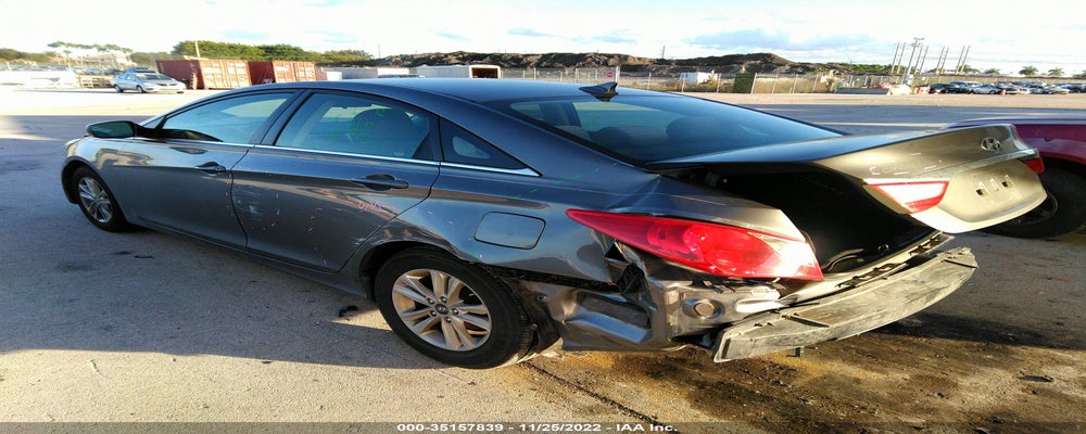 5NPEB4AC8BH173013 2011 HYUNDAI SONATA photo no. 3