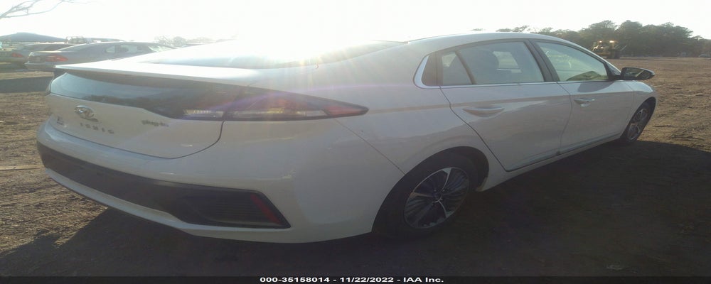 KMHC75LDXMU257486 2021 HYUNDAI IONIQ PLUG-IN HYBRID photo no. 4