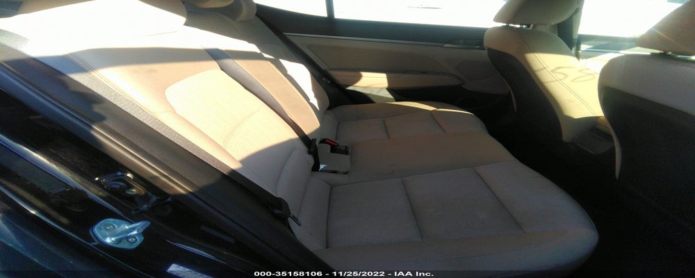 KMHD84LF7HU203565 2017 HYUNDAI ELANTRA photo no. 8