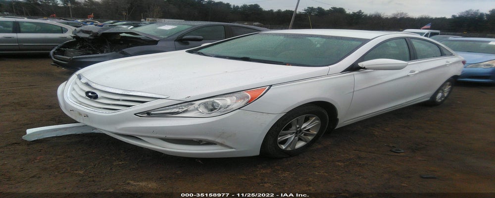 5NPEB4AC8DH787398 2013 HYUNDAI SONATA photo no. 2