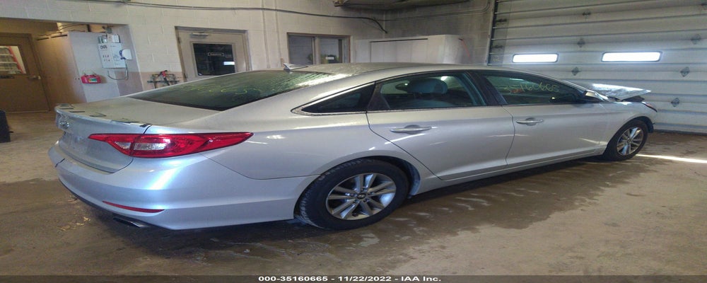 5NPE24AF2FH010390 2015 HYUNDAI SONATA photo no. 4