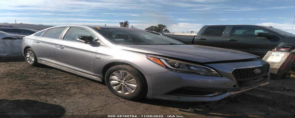 KMHE24L16GA012021 2016 HYUNDAI SONATA HYBRID photo no. 4