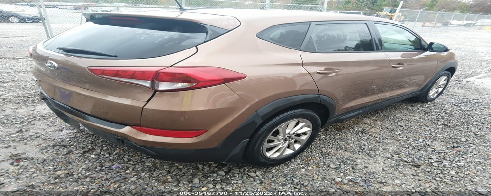 KM8J23A48GU033943 2016 HYUNDAI TUCSON photo no. 4
