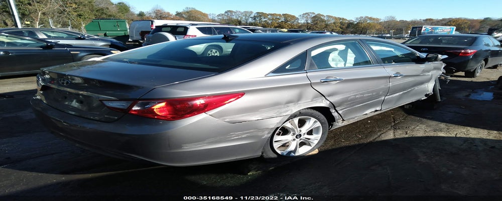 5NPEC4ACXDH616911 2013 HYUNDAI SONATA photo no. 4